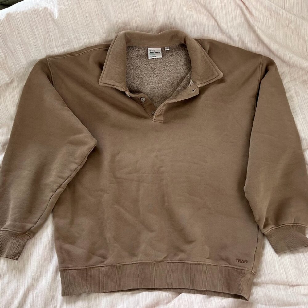Aritzia TNA Cozy Fleece Boyfriend Fit Button Collar Pullover Medium
